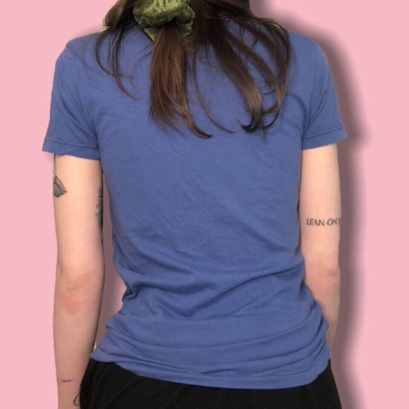 Barack Obama rocks fitted t-shirt - Picture 3 of 4